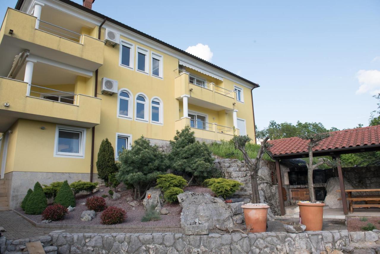 Apartmani Bilic カスタヴ エクステリア 写真