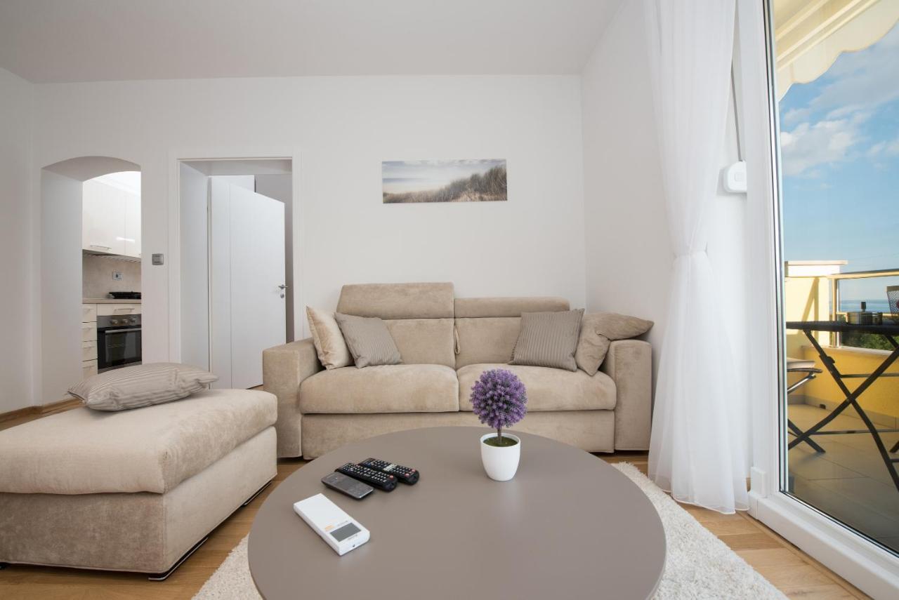 Apartmani Bilic カスタヴ エクステリア 写真