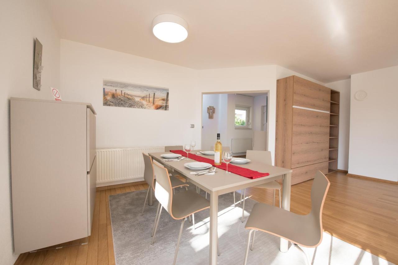 Apartmani Bilic カスタヴ エクステリア 写真